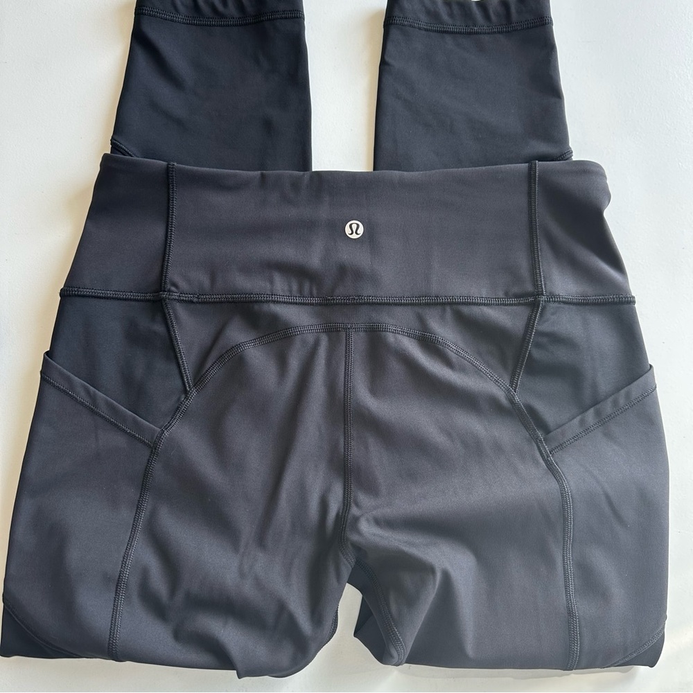 Lululemon athletica leggings black with mesh size 10